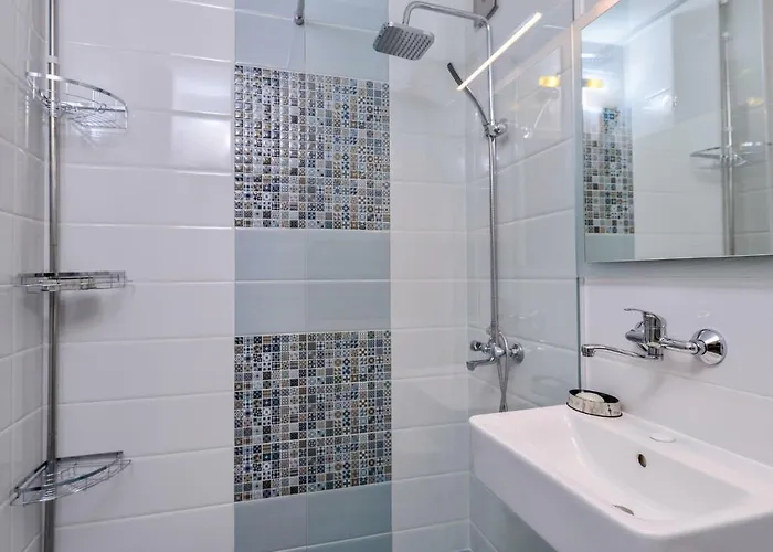 Lejlighed Comfortable One Bedroom In A Lively Area | Zona B5 | Russian Square *